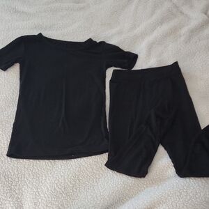 Little Sleepies 2 piece pajama set Size 3T